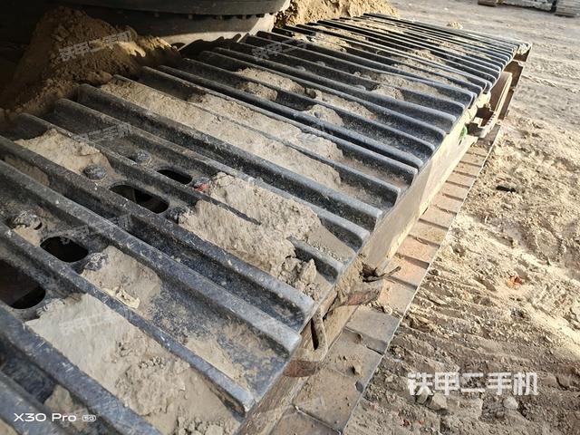 單側(cè)履帶整體（整機外觀）