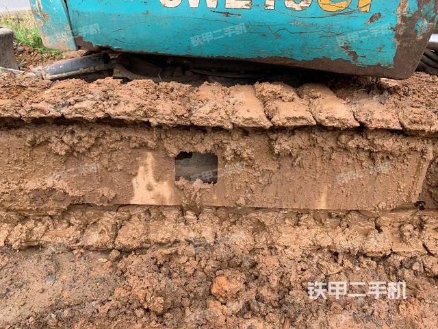 單側履帶整體(整機外觀) 單側履帶整體(整機外觀)