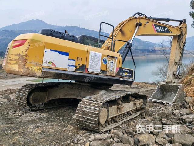 右后45(整機外觀) 右后45(整機外觀)