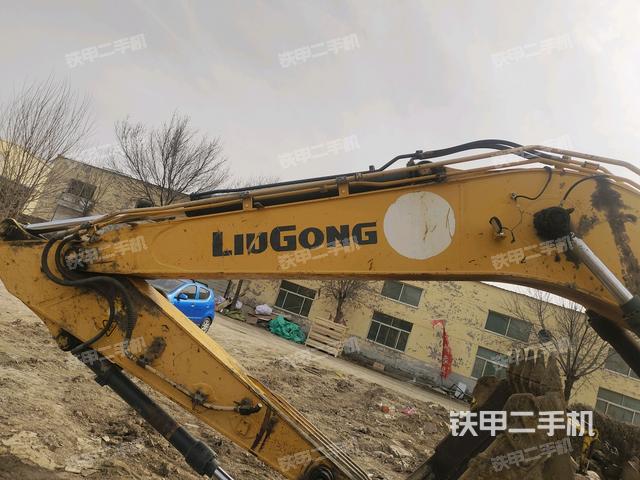 大臂整體?右側(cè)(工作和回轉(zhuǎn)裝置) 大臂整體?右側(cè)(工作和回轉(zhuǎn)裝置)