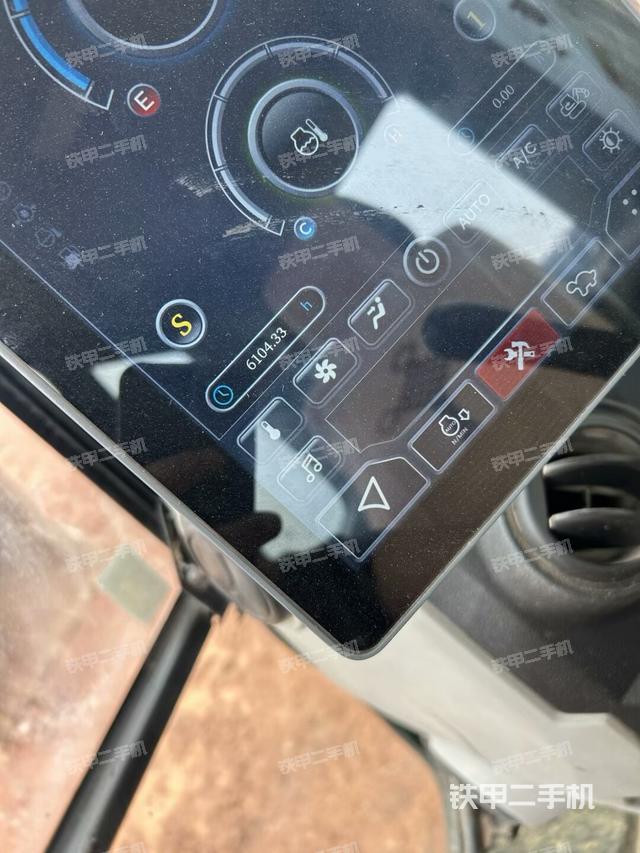 顯示屏?（駕駛室部分）