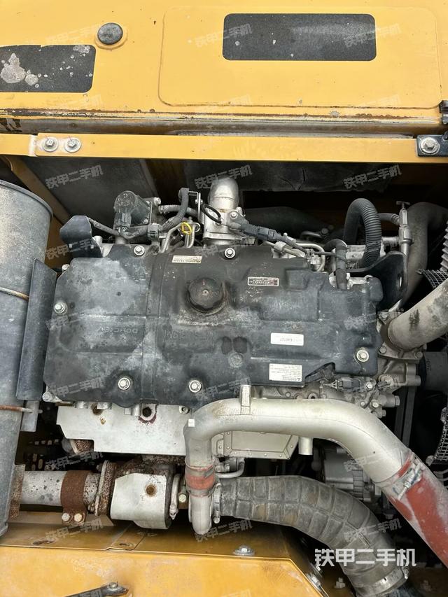 氣門室蓋螺絲特寫（上車部件）