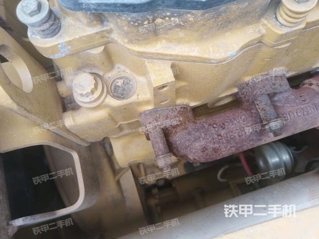 氣門室蓋螺絲特寫（上車部件）