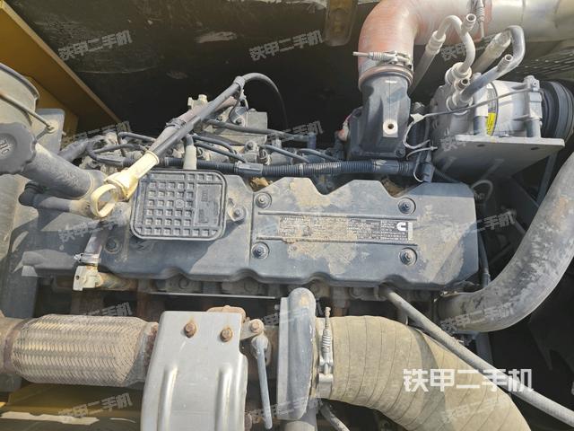 發(fā)動機(jī)整體俯視（整機(jī)外觀）