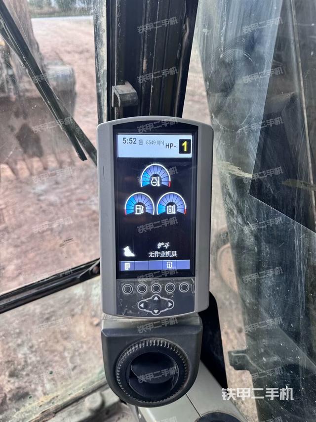 顯示屏?(駕駛室部分) 顯示屏?(駕駛室部分)