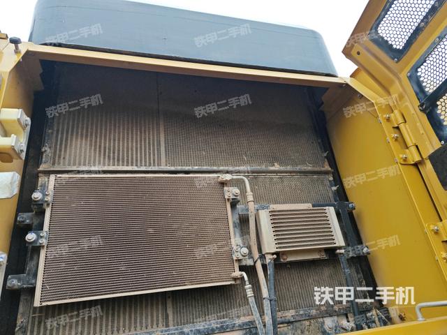 散熱器室(大件艙室) 散熱器室(大件艙室)
