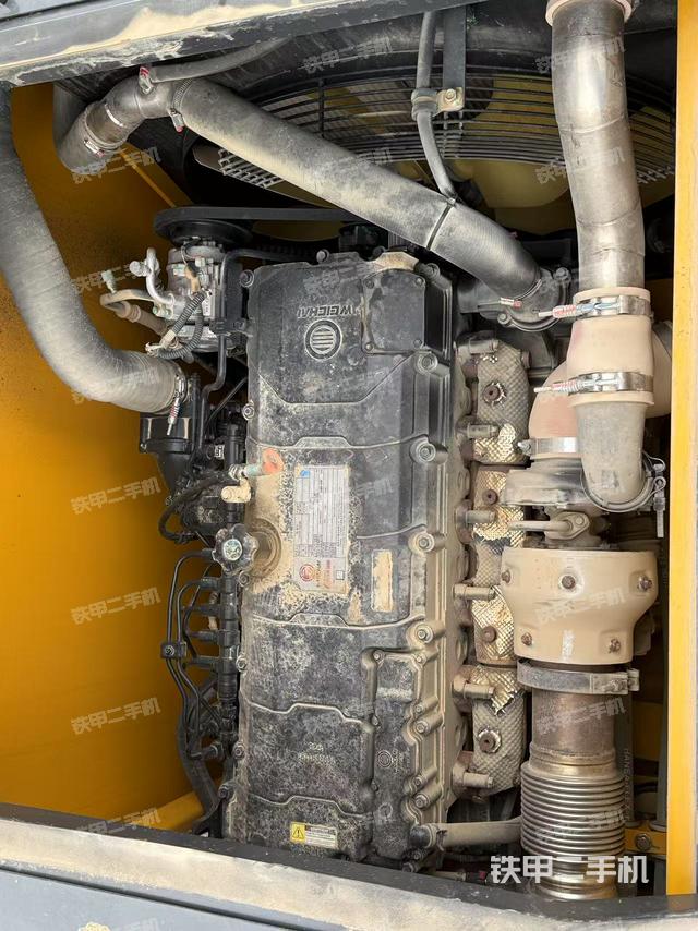 发动机整体俯视（整机外观）