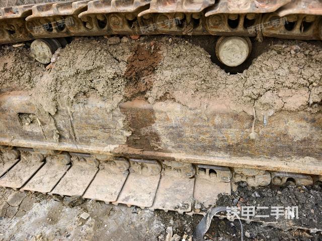 左側(cè)行走馬達(dá)蓋板（行走機(jī)構(gòu)）