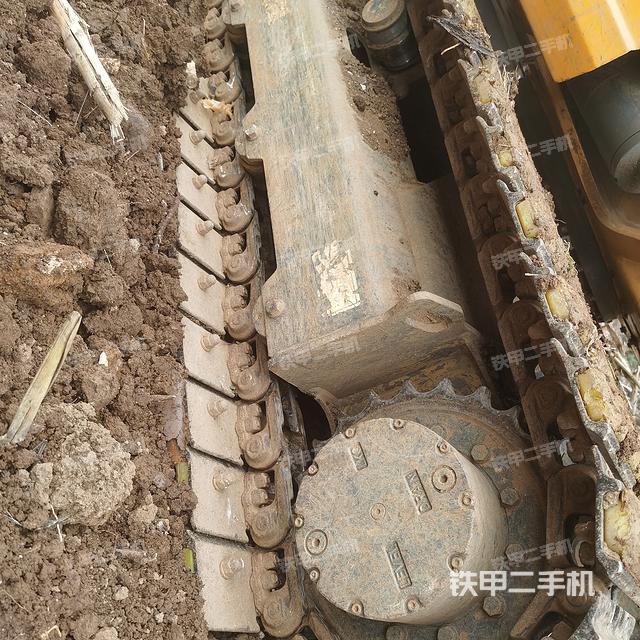 单侧履带整体（整机外观）