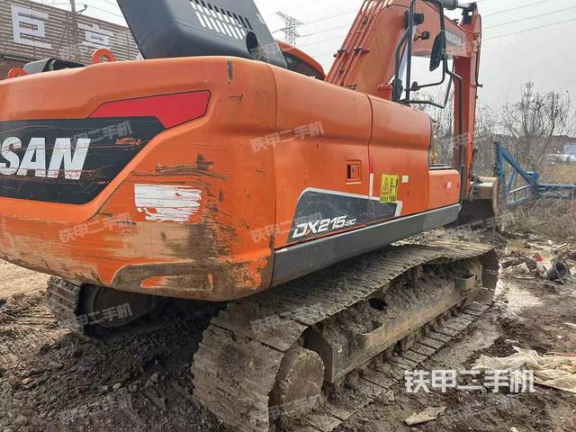 整機(jī)右后45°(整機(jī)外觀) 整機(jī)右后45°(整機(jī)外觀)