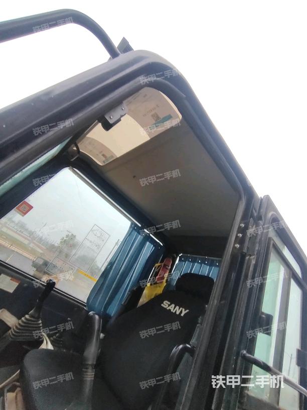 頂棚整體（駕駛室部分）