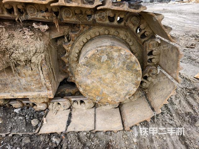 右導(dǎo)向輪（行走機(jī)構(gòu)）