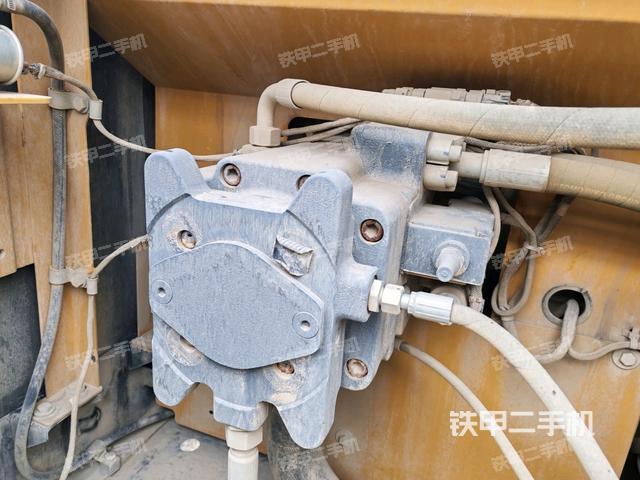 液壓泵室(大件艙室) 液壓泵室(大件艙室)