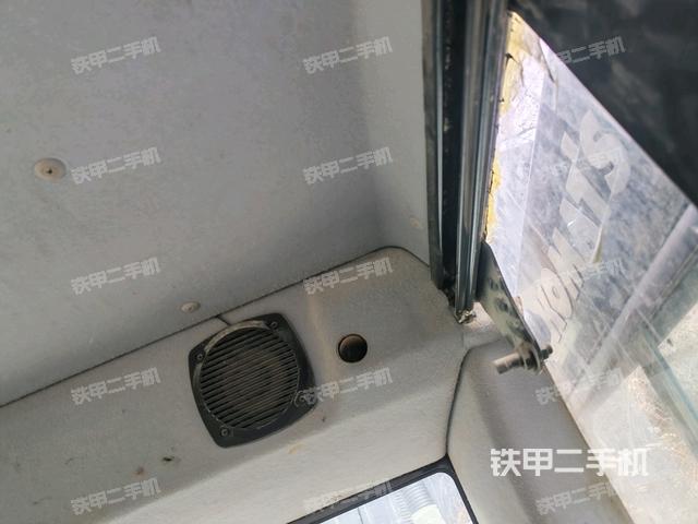 駕駛室左后45度（駕駛室部分）