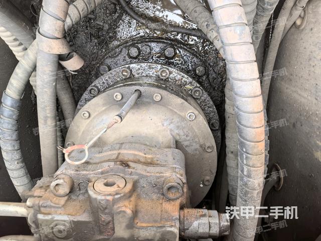 回轉(zhuǎn)馬達（上車部件）