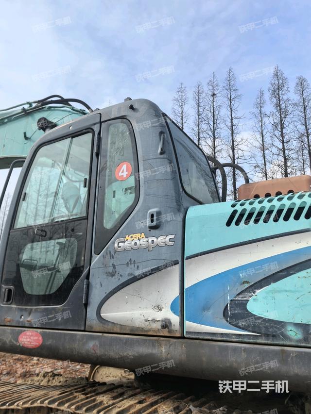 駕駛室正側(cè)（駕駛室部分）