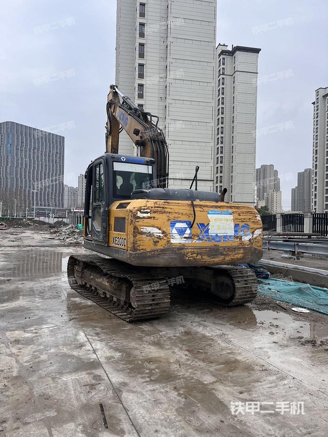 驾驶室整体（整机外观）