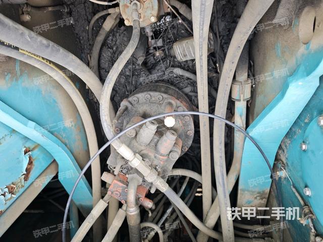 回轉(zhuǎn)馬達(dá)（上車(chē)部件）