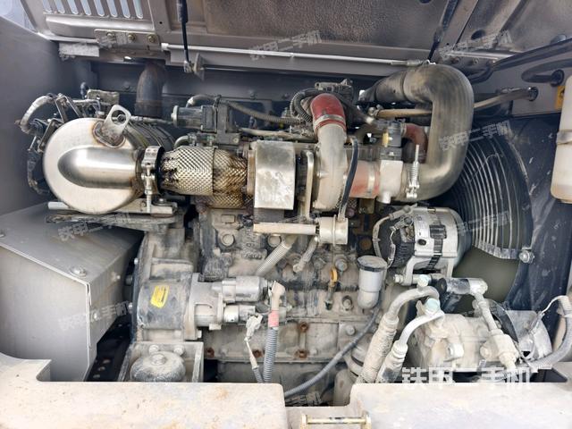 發(fā)動機室（上車部件）