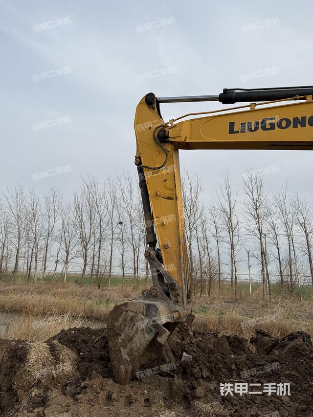 小臂整體左后（工作和回轉(zhuǎn)裝置）