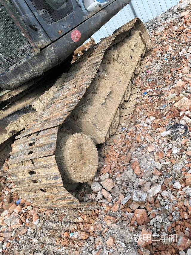 左側(cè)履帶整體?（行走機構(gòu)）