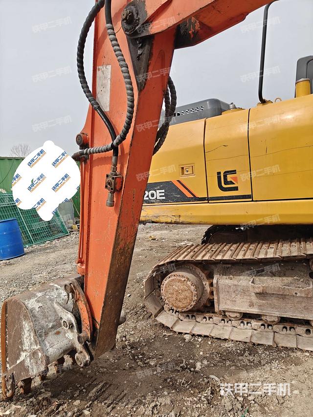 小臂整體左后（工作和回轉(zhuǎn)裝置）