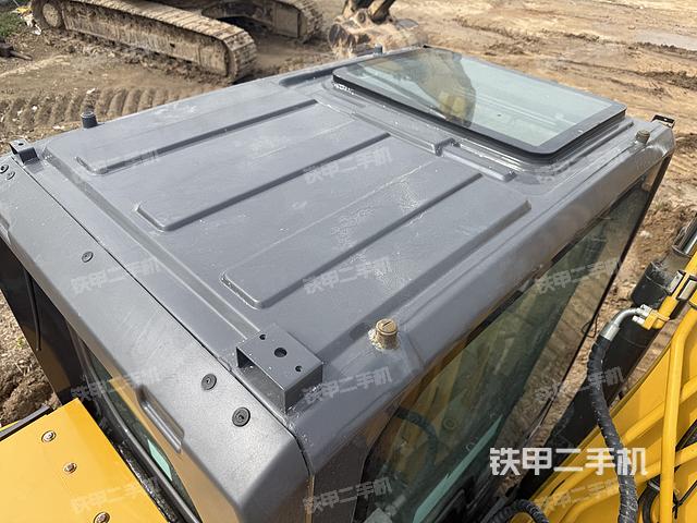 駕駛室頂部（整機(jī)外觀）