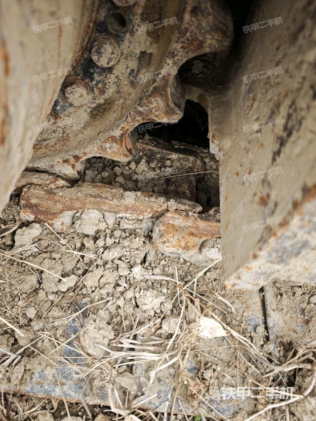 右側(cè)履帶整體（行走機(jī)構(gòu)）