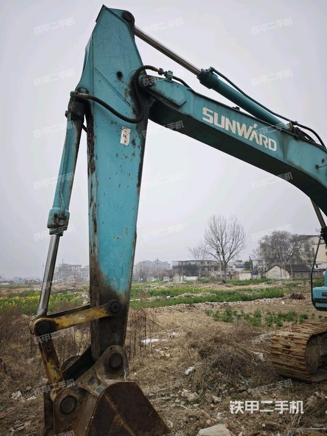 小臂整體左后（工作和回轉(zhuǎn)裝置）