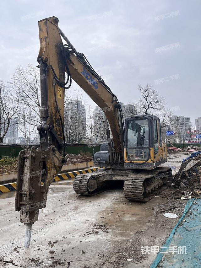 徐工XE150D挖掘机