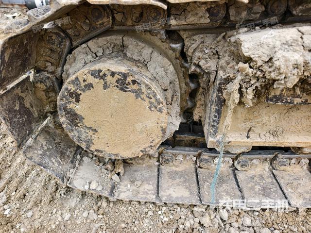 右側(cè)行走馬達(dá)蓋板（行走機(jī)構(gòu)）