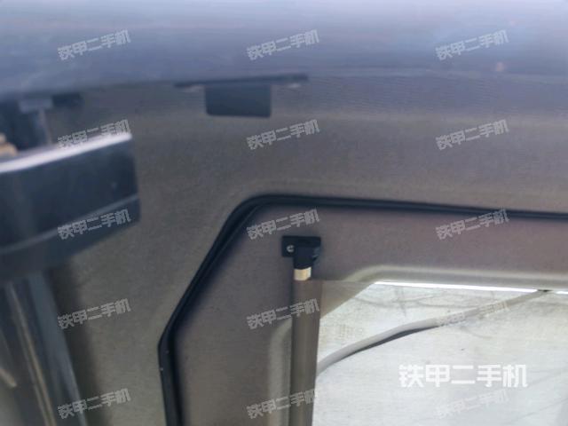 右側(cè)玻璃角標(biāo)(駕駛室部分) 右側(cè)玻璃角標(biāo)(駕駛室部分)