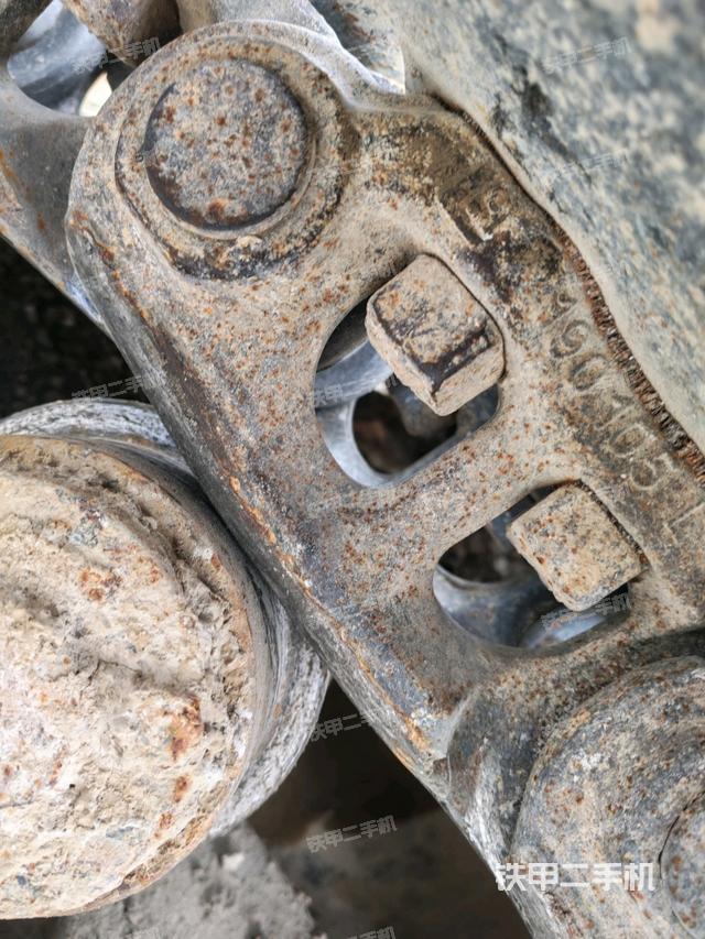 左導(dǎo)向輪（行走機(jī)構(gòu)）