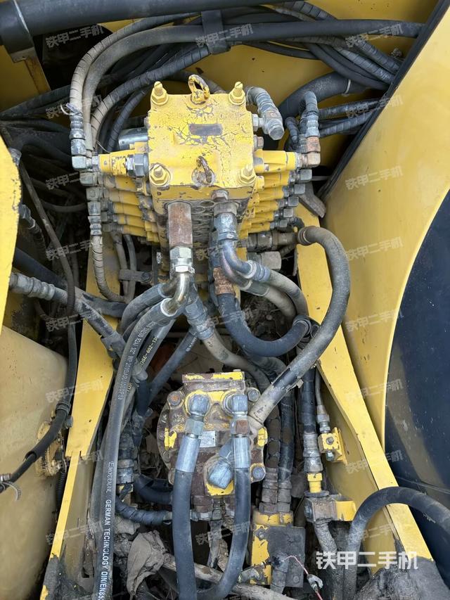 分配閥（上車部件）