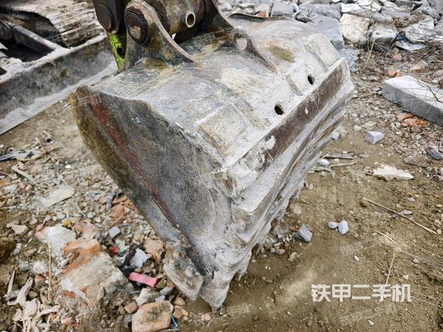 鏟斗45度（工作和回轉(zhuǎn)裝置）