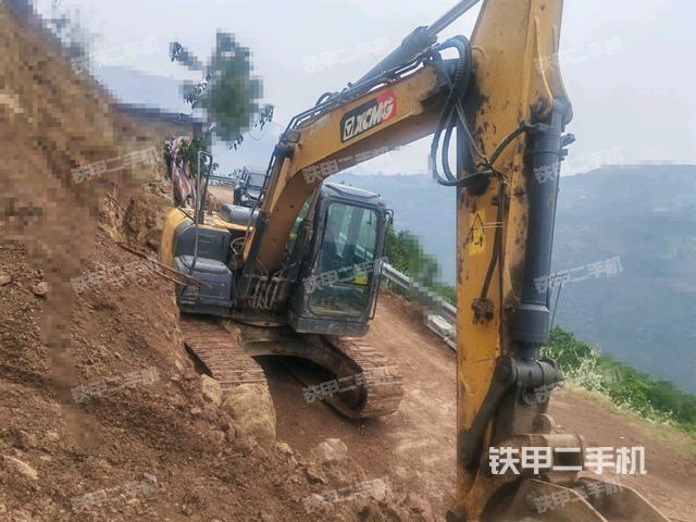 右前45(整機(jī)外觀) 右前45(整機(jī)外觀)