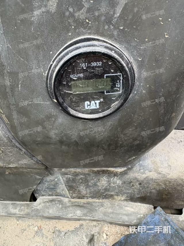 后窗玻璃角標(biāo)（駕駛室部分）