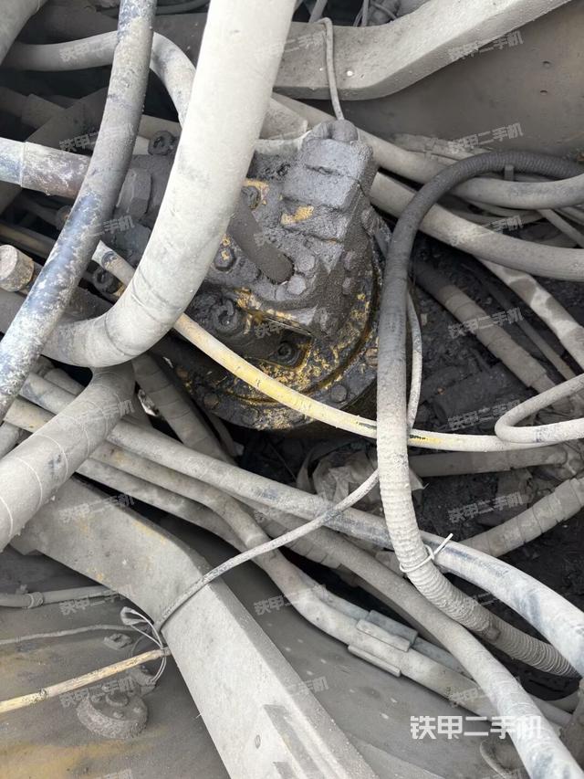 駕駛室頂部俯視（上車部件）