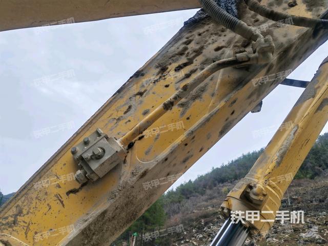 小臂整體左后（工作和回轉(zhuǎn)裝置）