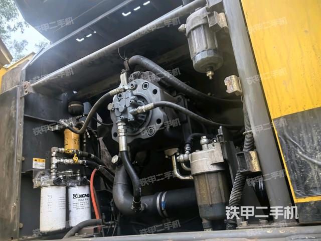 液壓泵室(大件艙室) 液壓泵室(大件艙室)
