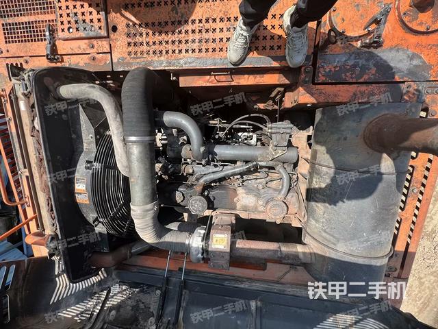 發(fā)動機(jī)整體俯視(整機(jī)外觀) 發(fā)動機(jī)整體俯視(整機(jī)外觀)