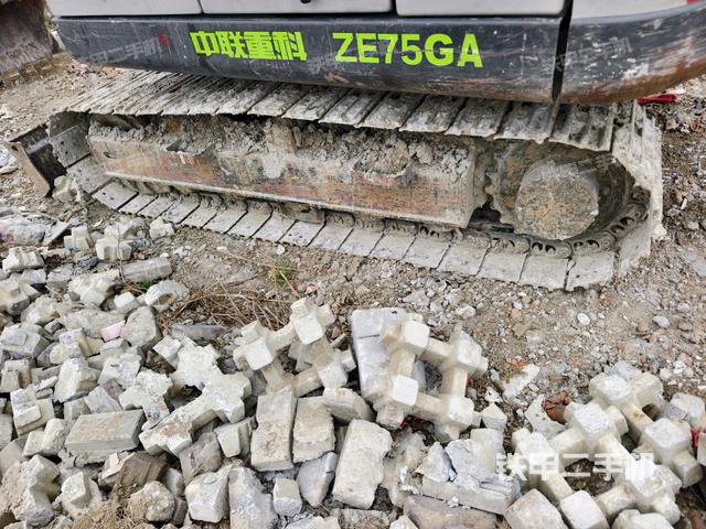 左側(cè)履帶整體?（行走機構(gòu)）