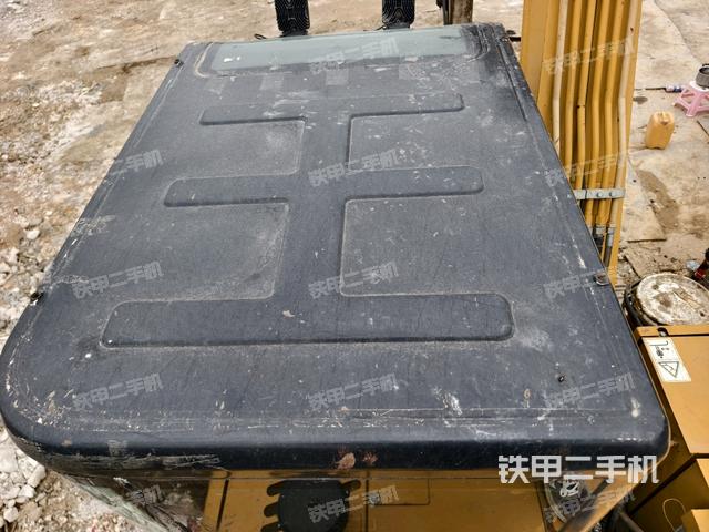 三一重工SY75C挖掘机的设备实拍-第36张实拍照片