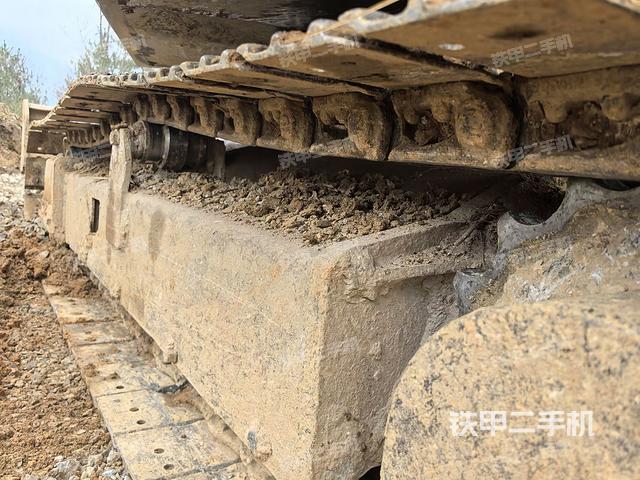 单侧履带整体（整机外观）