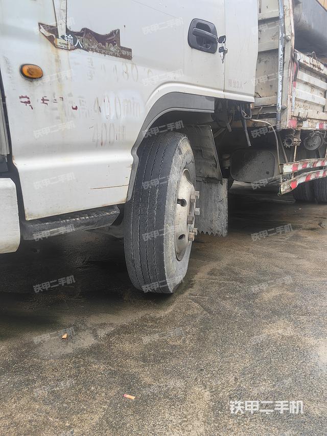 整機(jī)左側(cè)（設(shè)備外觀及核心部件）