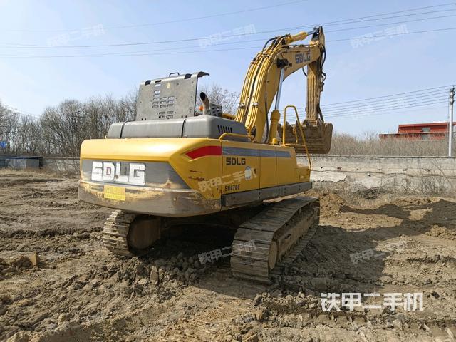 整機右后45°（整機外觀）