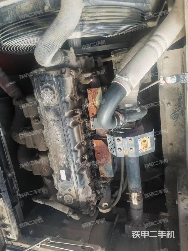 發(fā)動(dòng)機(jī)整體俯視(整機(jī)外觀) 發(fā)動(dòng)機(jī)整體俯視(整機(jī)外觀)