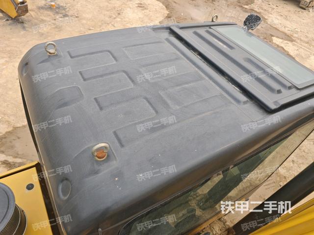 駕駛室頂部（整機(jī)外觀）