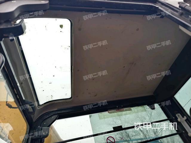 頂棚整體（駕駛室部分）