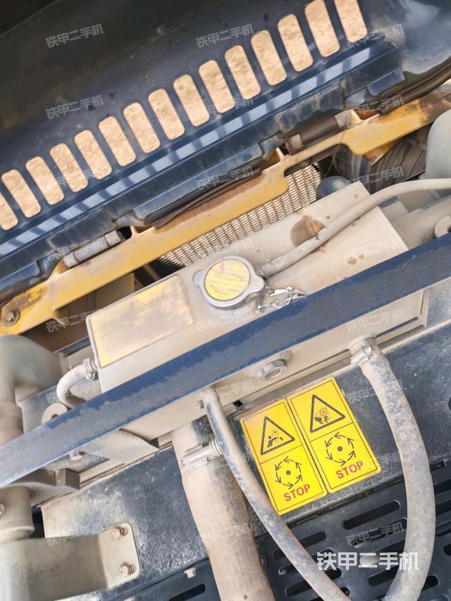 水箱+風(fēng)扇特寫(上車部件) 水箱+風(fēng)扇特寫(上車部件)